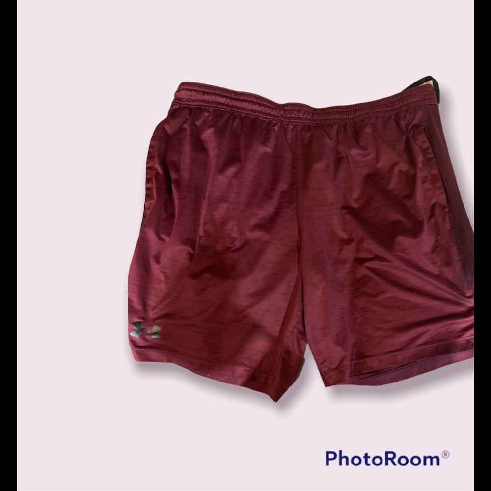 Under Armour heat gear shorts, xxl, fitted.